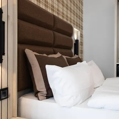 Отель Innception 3*