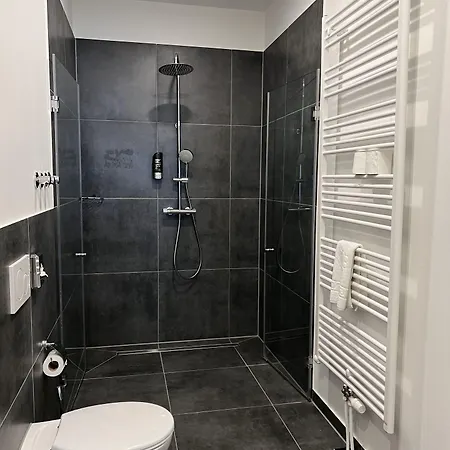 Innception מלון קלן