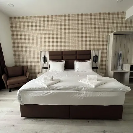 Innception 3* קלן