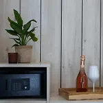 Hotel Innception Colonia