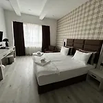 Hotel Innception Colonia